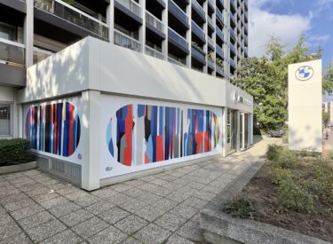 Habillage des Vitrines de la Concession BMW Suffren x Grems industry