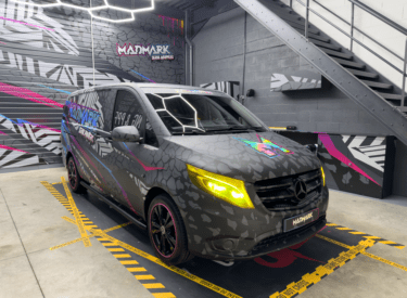 Total Covering sur véhicule d’entreprise x Mercedes Vito